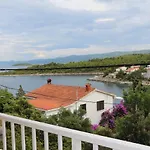 Апартаменты With Parking Space Basina, Hvar - 12420