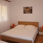 With Parking Space Basina, Hvar - 12420 Апартаменты