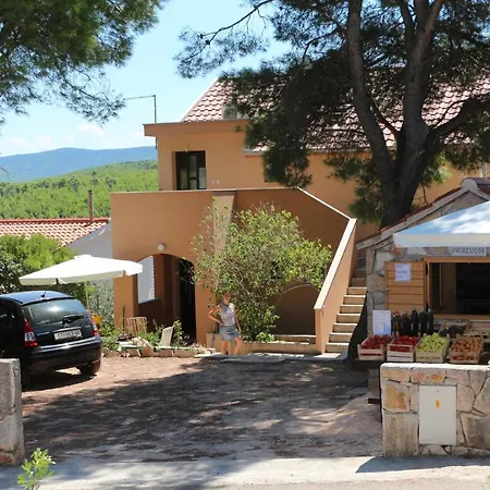 With Parking Space Basina, Hvar - 12420 Апартаменты *