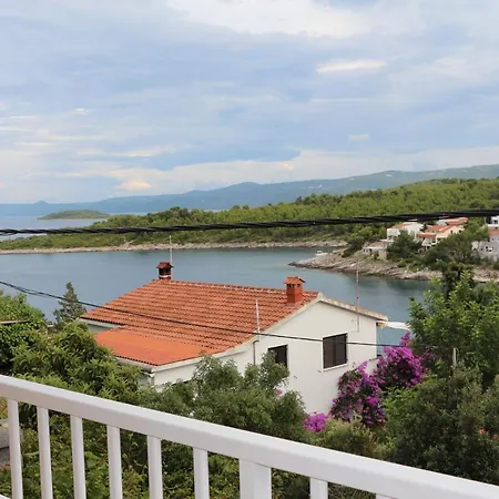 Apartment With Parking Space Basina, Hvar - 12420